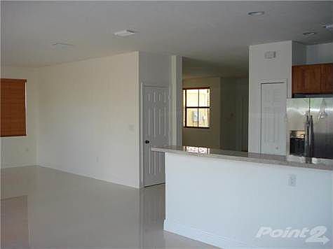 5th image of 9741 NW 9th St