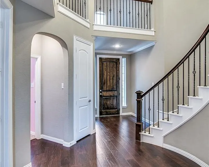 1506 N Greenville Ave — Photo 3