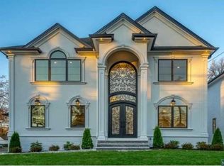 130 Central Ave, Rochelle Park, NJ 07662