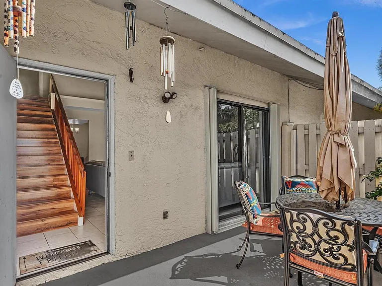 10240 NW 33rd Pl — Photo 31