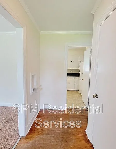 2512 Castle Hayne Rd — Photo 9