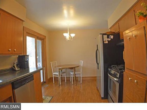 3rd image of 2315 Auerbach Ave