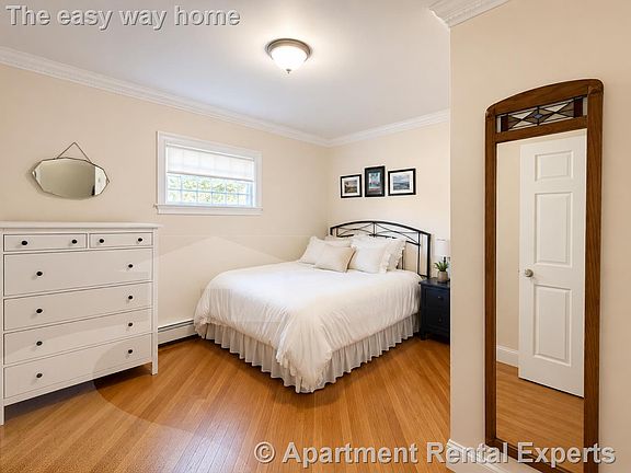 4th image of 6 Edgar Ct #2
