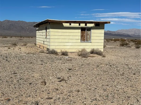 1 Screech Owl Rd, Twentynine Palms, CA 92277