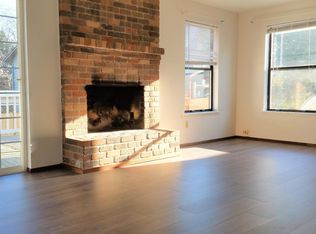 9034 11th Ave NW, Seattle, WA 98117