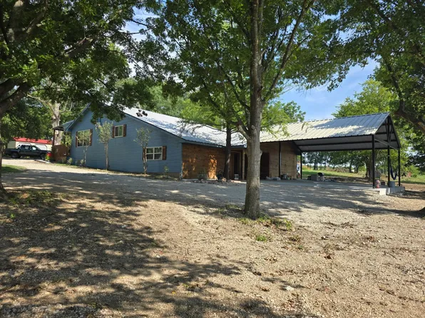 416 Arcadia Rd, Kemp, TX 75143