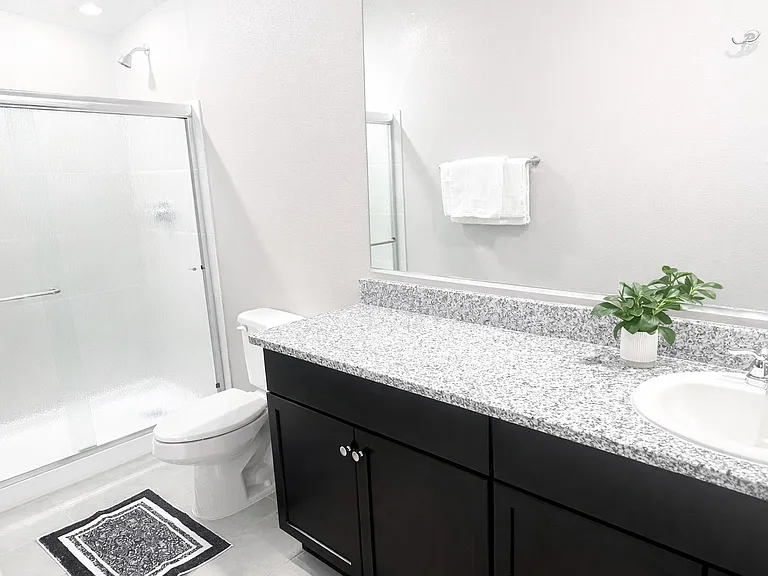 1713 Claireborne Ct — Photo 6