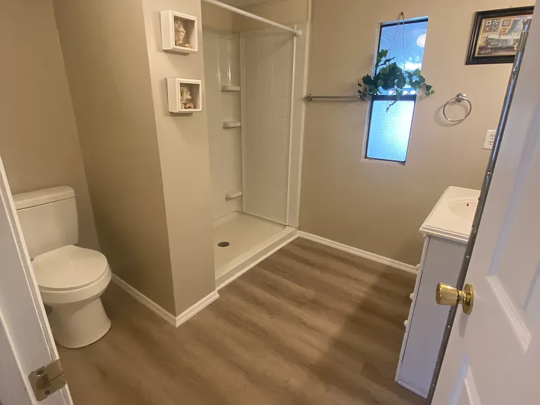 3318 W Susan Ln — Photo 10