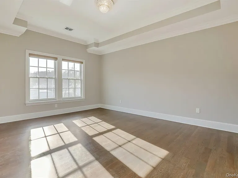402 Grist Mill Cir — Photo 18