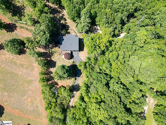 4th image of 671 Rabbit Rd
