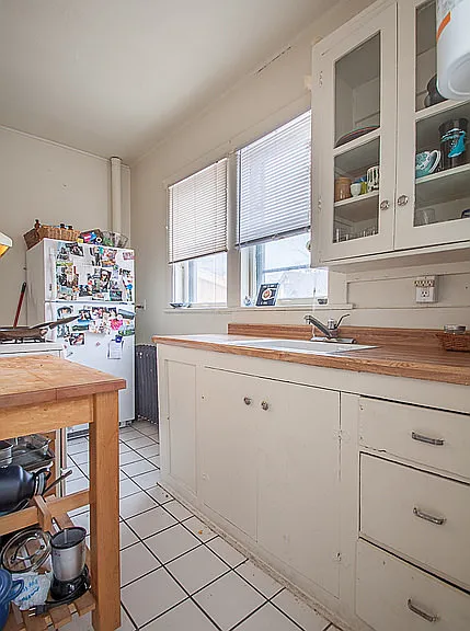 134 E Gorham St — Photo 17