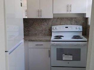 1020 SW 2nd St, Miami, FL 33130