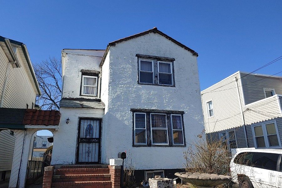 1st image of 13838 233rd St