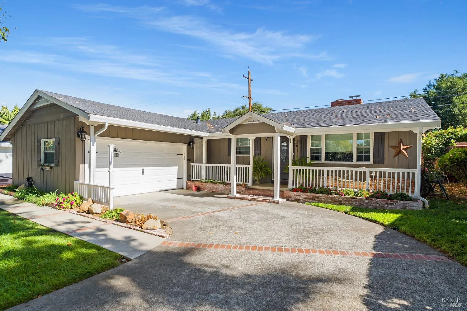 1012 Delwood Street photo 1