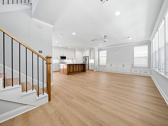 4th image of 1418 Speight Ave