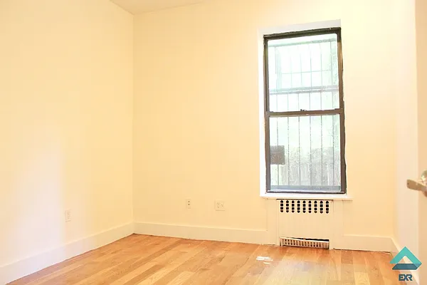 Rented by EXR | media 3