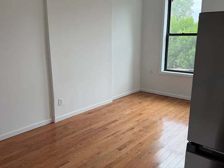 854 Faile St #1 — Photo 2