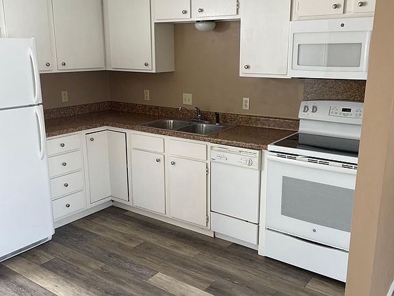 5th image of 631 Archer Ct #631