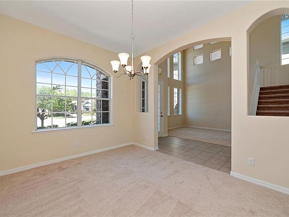 4th image of 16318 Tudor Lake Ct