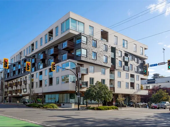 1033 Cook St #313, Victoria, BC V8V 3K9