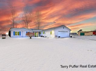 1497 W Grand River Ave, Ionia, MI 48846