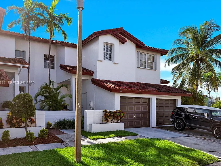 20985 SW 84th Ave — Photo 2