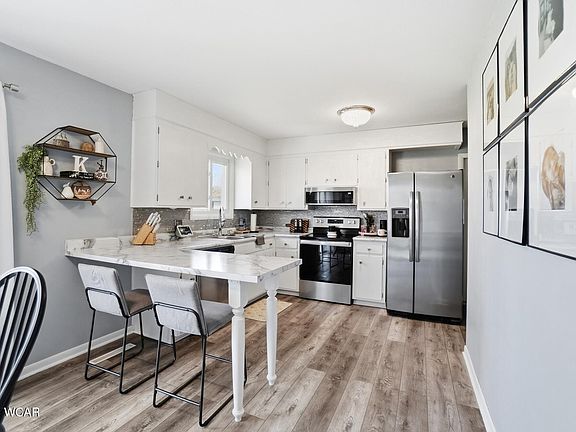 3rd image of 815 N Blackhoof St