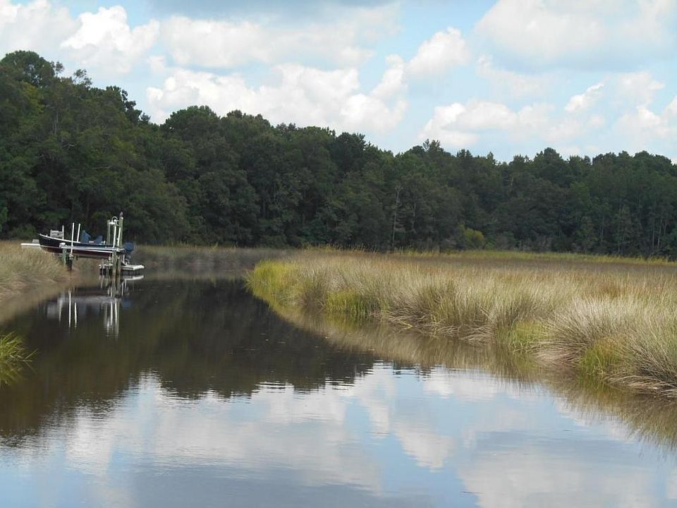 Awendaw Creek