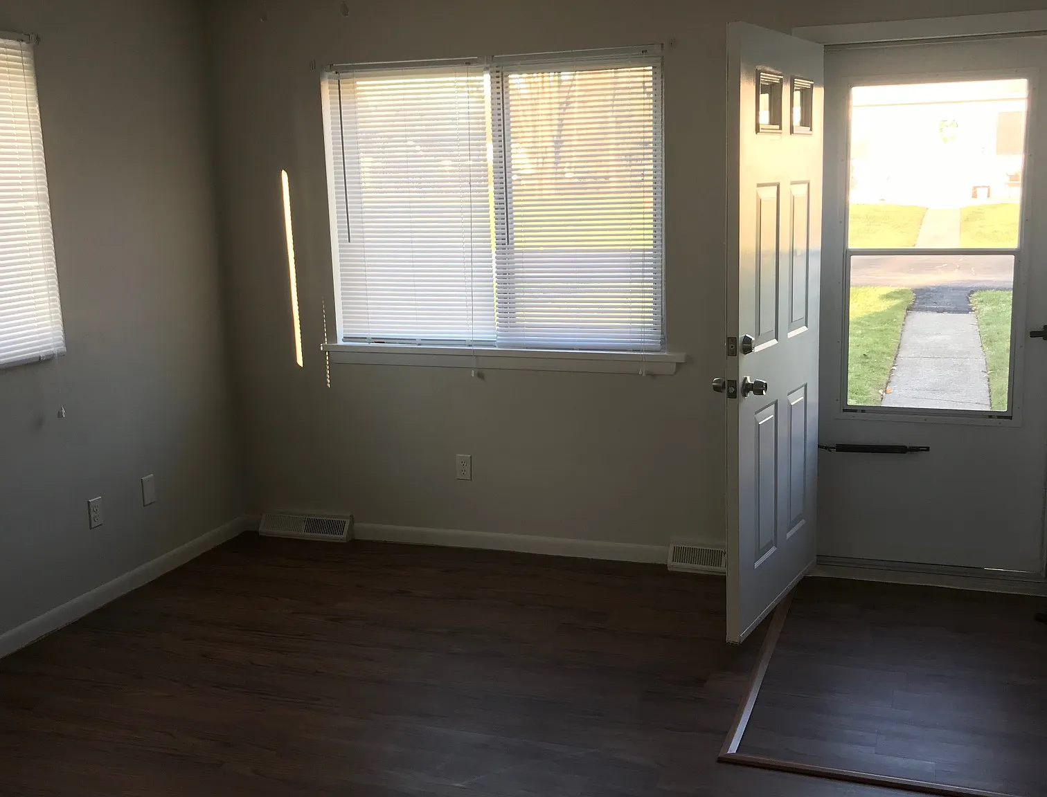 2 bed, 950 sqft, $950 — Photo 4