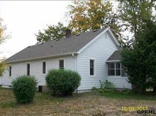 4311 N 13th St, Carter Lake, IA 51510