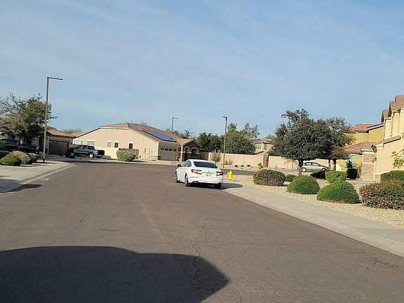 4th image of 15182 W Glenrosa Ave