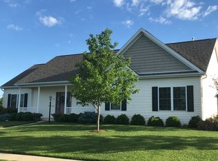 1106 Peters Dr, Saint Joseph, IL 61873