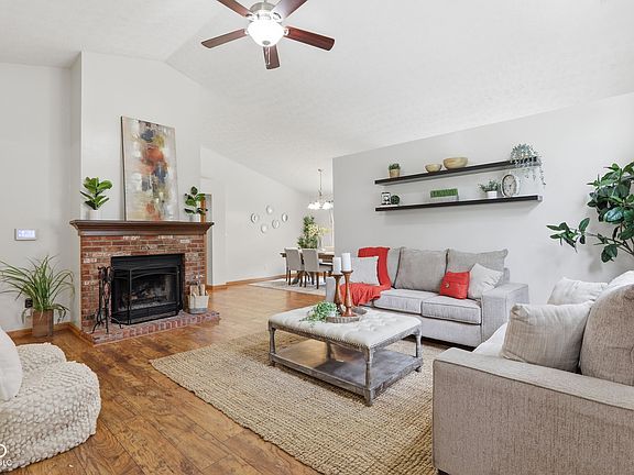 5th image of 5105 Hawks Crescent Ct