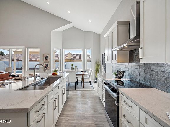 2nd image of 11537 W LAURELWOOD Lane