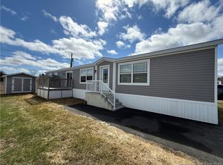 11 Ivory Ct, Woodstock, NB E7M 0G5