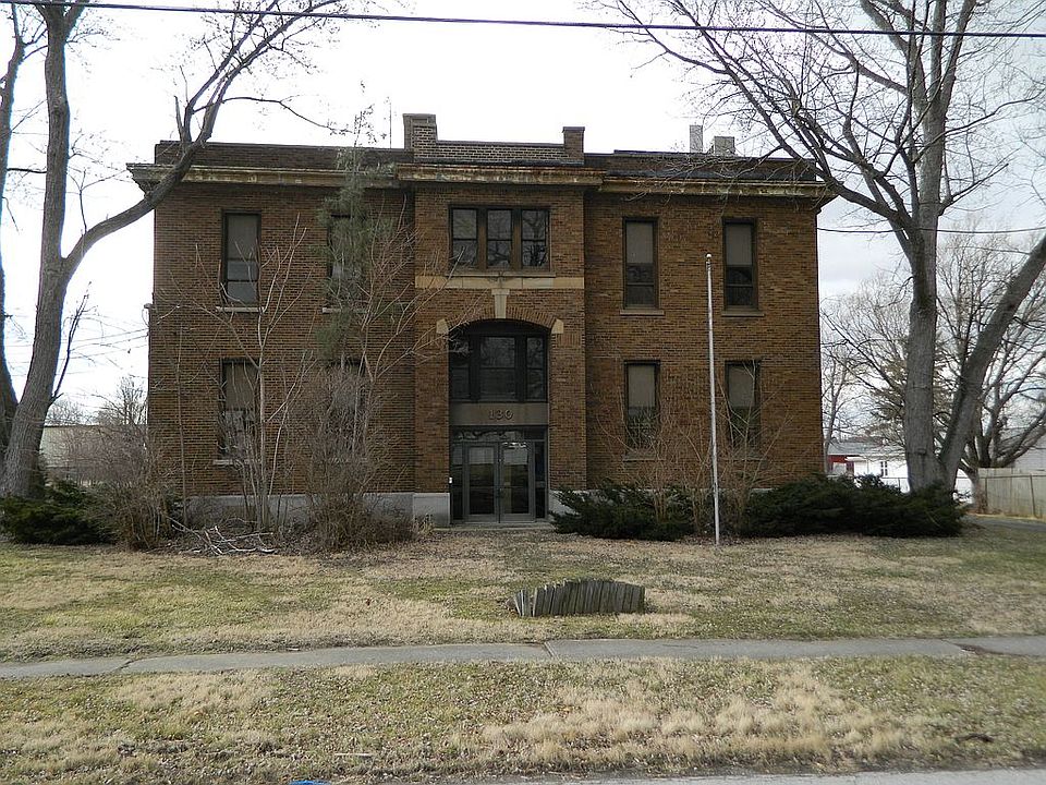 1st image of 130 McKim St