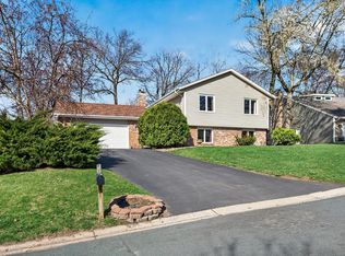 4149 Strawberry Ln, Eagan, MN 55123