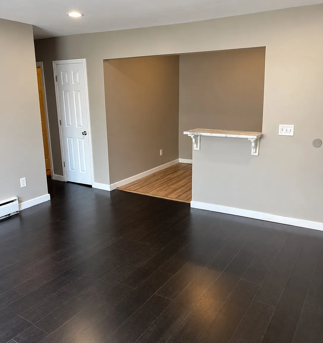 1201 Franklin Ave — Photo 3