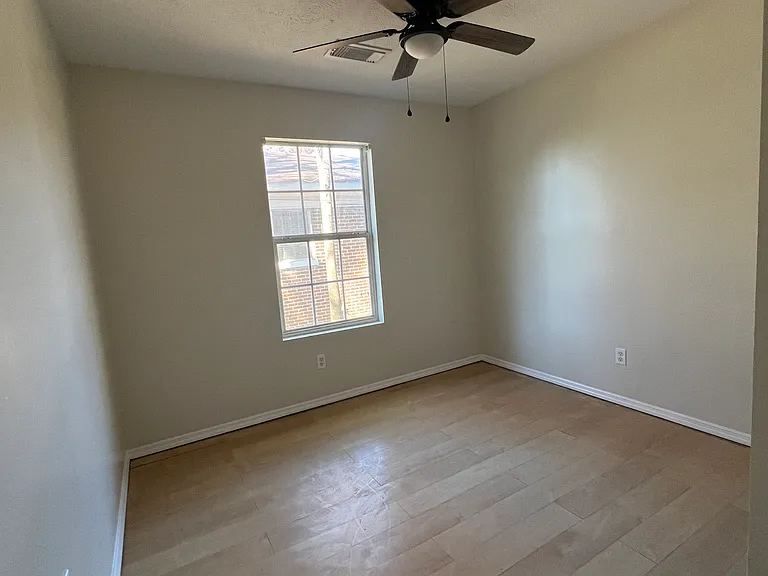 506 Malone Cir — Photo 5