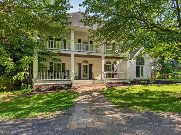 1980 Double Church Rd, Stephens City, VA 22655