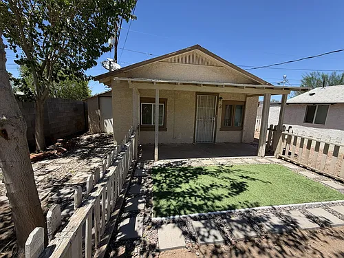 906 E Fairmount Ave #3 Photo 1