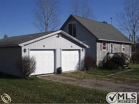 18938 Williamsville Rd photo 1