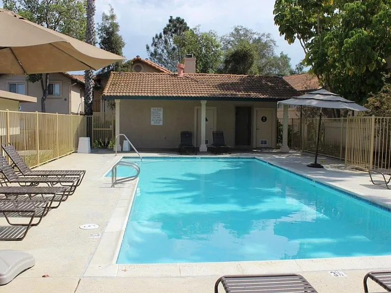 11349 Avenida De Los Lobos #C — Photo 13
