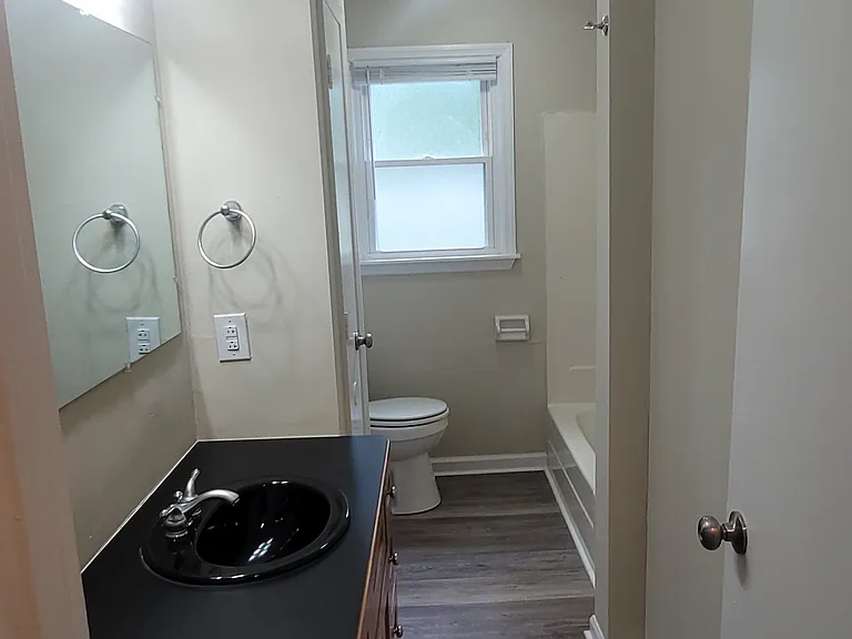 820 E Main St #822 — Photo 24