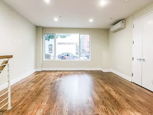 Rented by Nooklyn NYC LLC | media 38
