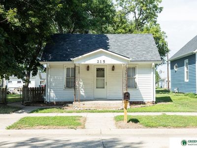 215 N Burlington Ave, York, NE, 68467