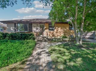 426 Lake Ave, Downers Grove, IL 60515