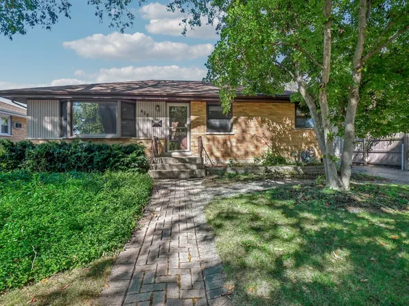426 Lake Ave, Downers Grove, IL 60515