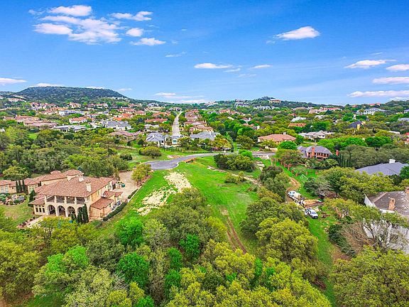 5th image of 16 Bishops Grn