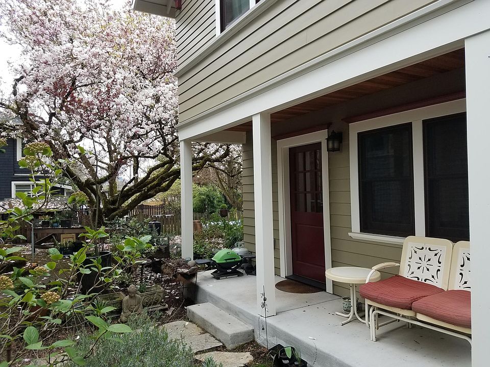 2515 SE Salmon St Portland OR Zillow